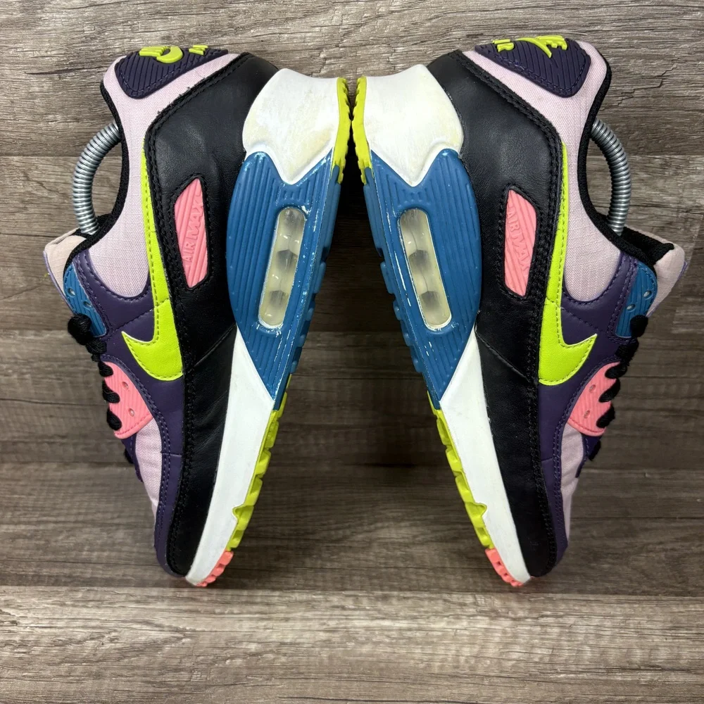 Nike Air Max 90 Pink Purple Womens US Size 8 EUR 39 CV8819-500 Sneakers